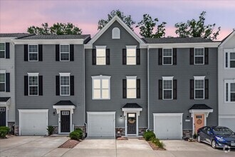 Building Photo - 6310 Crittenden Ln