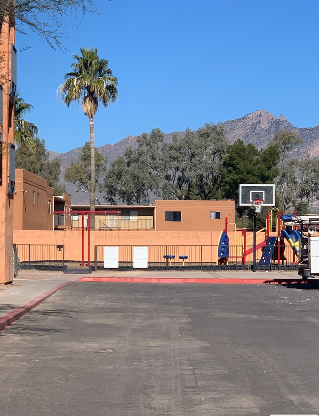 3949 E Monte Vista Dr Unit 107, Tucson, AZ 85712 Apartment for Rent