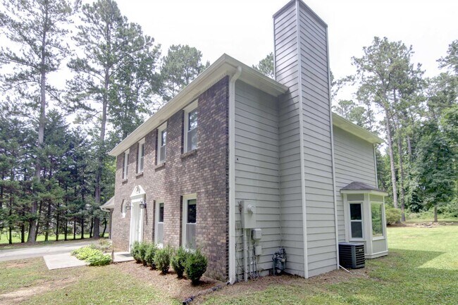 Building Photo - 103 Magnolia Dr