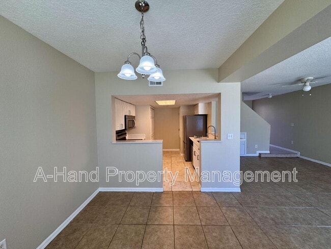 Building Photo - 824 Washington Palm Loop