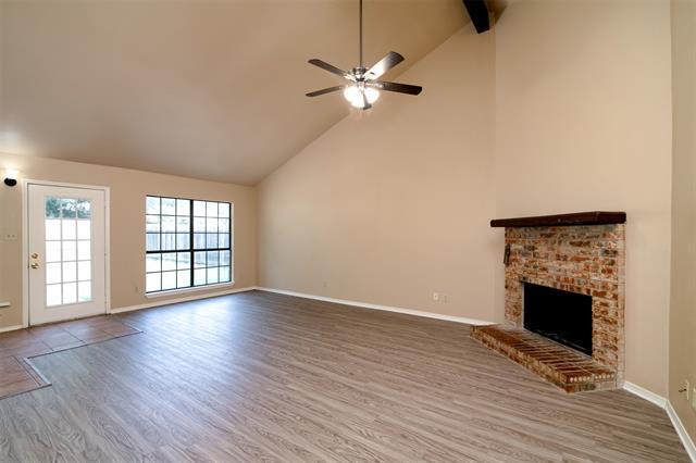 Foto del edificio - 2521 Liberty Ln