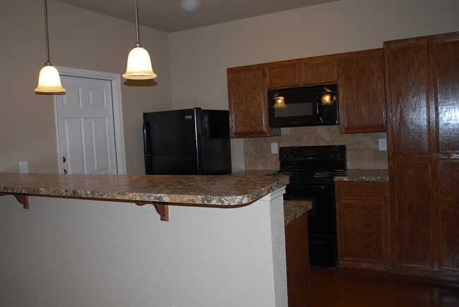 Building Photo - 1421Hopi