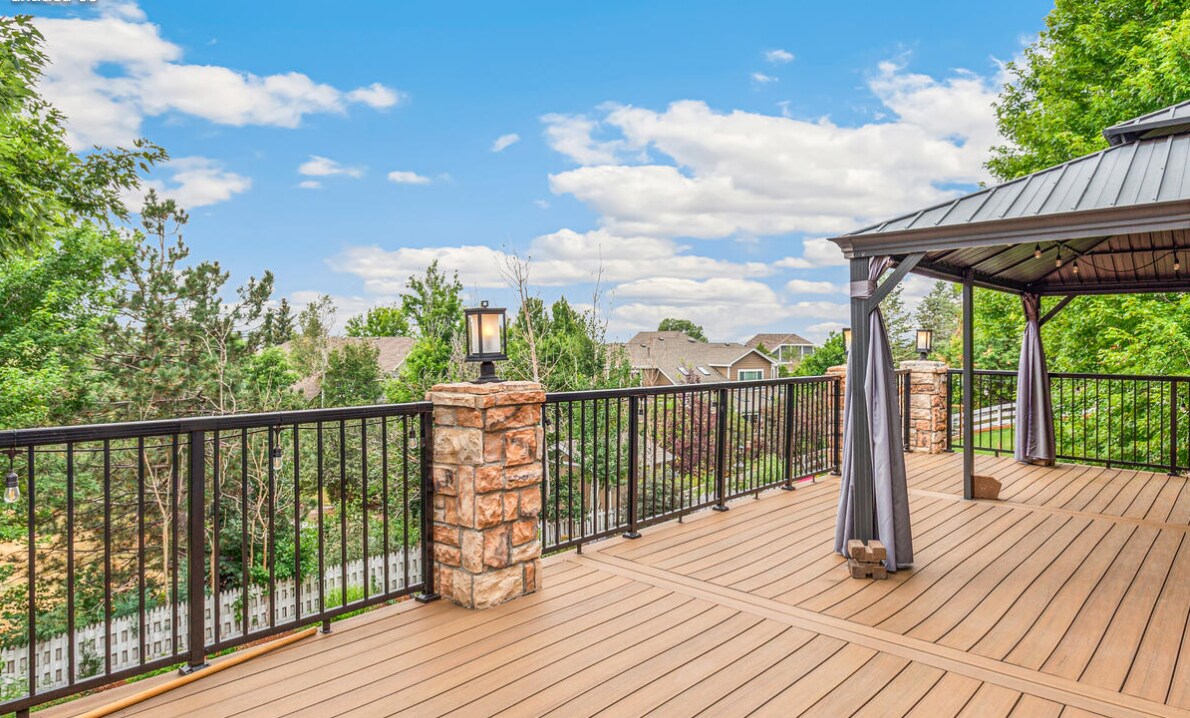 Foto principal - 20214 E Lake Cir