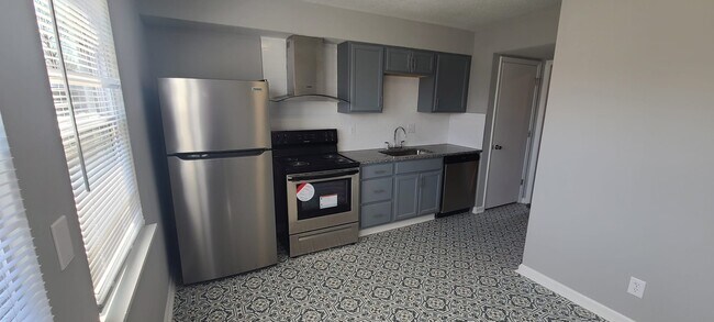 KITCHEN - 1200 MO-7