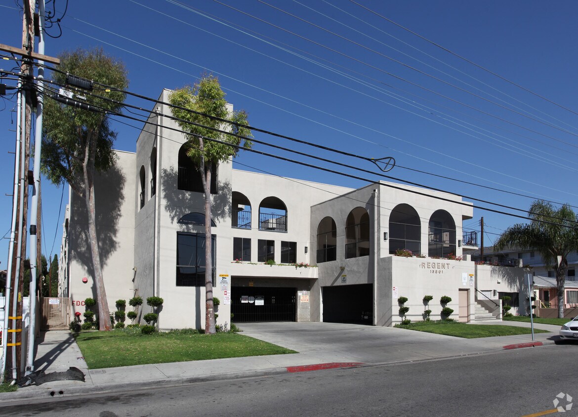Foto del edificio - Regent