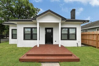 Building Photo - 2422 Lidstone St