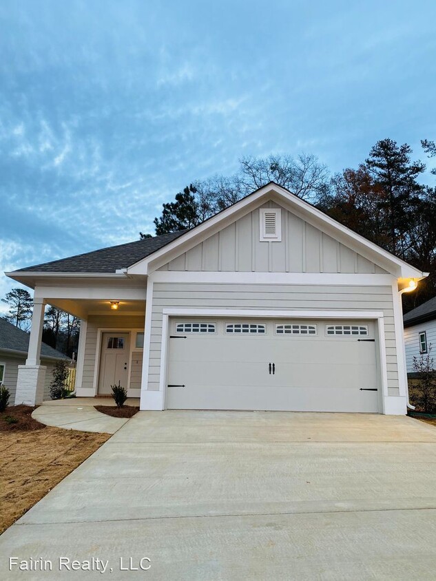 Primary Photo - 3 br, 2 bath House - 4016 Ashley Drive