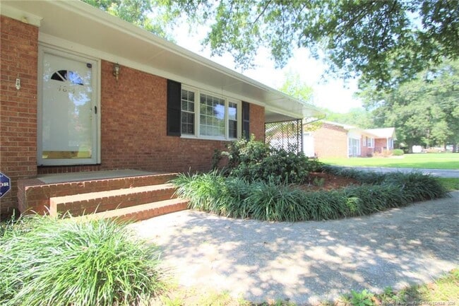 Building Photo - 4814 Greenbrier Rd