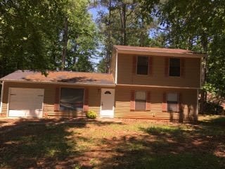 Beautiful 4BR/2BA home nestled in a quiet Ellenwood GA - Beautiful 4BR/2BA home nestled in a quiet Ellenwood GA