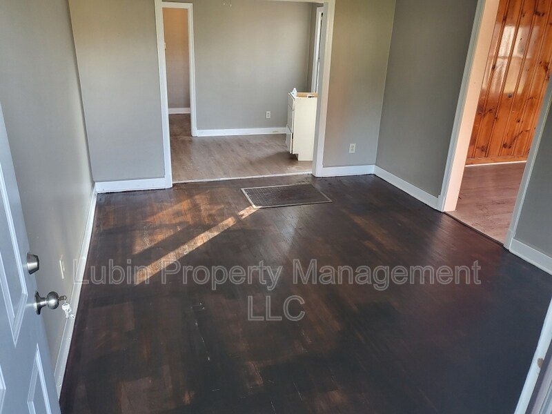 Foto del edificio - 2476 Browning Cir