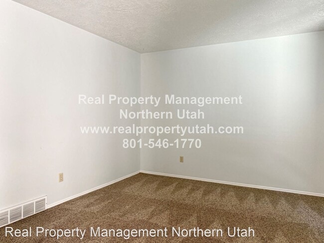 Building Photo - 5 br, 3.5 bath House - 1778 W 250 N