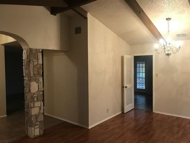 Building Photo - 8434 Ridge Stone St