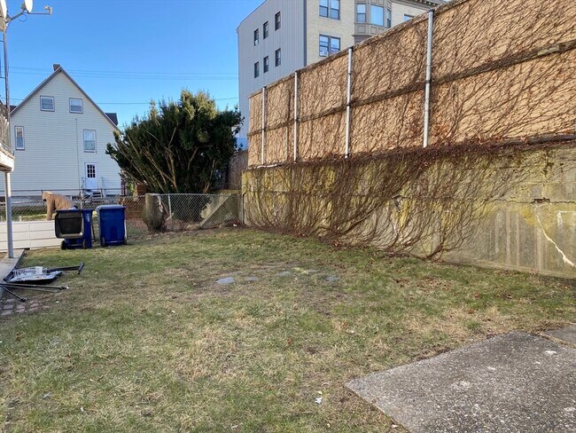 Building Photo - 63 Kimball Ave