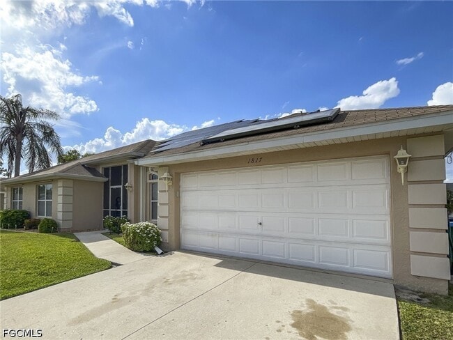 Building Photo - 1817 SW 22nd Ln