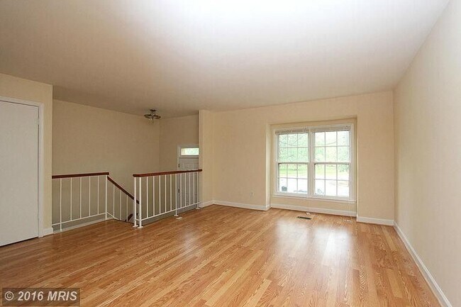 Building Photo - 14603 Cambridge Cir
