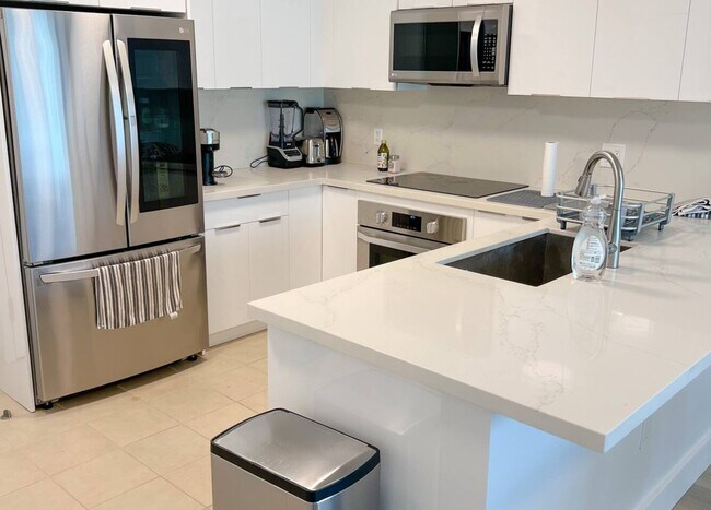 Foto del edificio - 909 Kapiolani Blvd