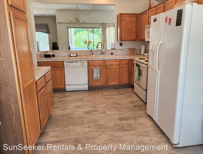 Foto del edificio - 2 br, 2 bath House - 15618 W Grand Creek Ln