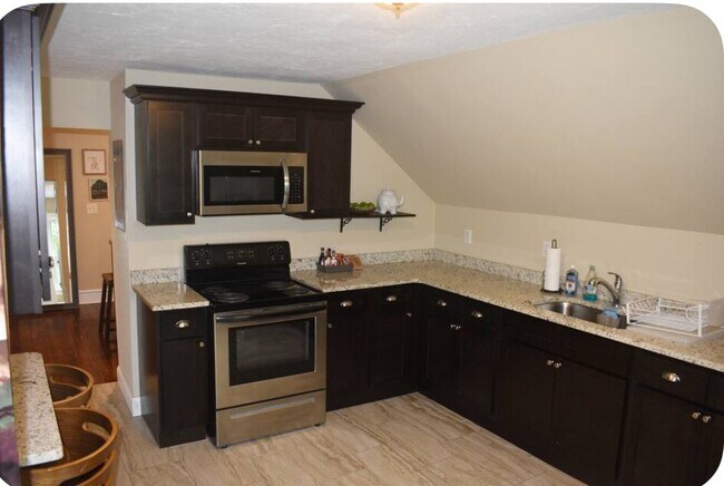 Foto del edificio - 86 Home Ave