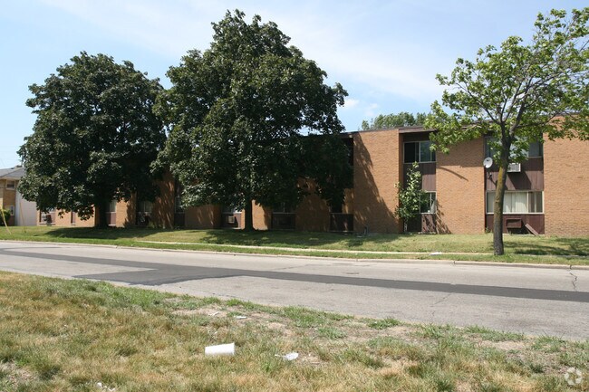Foto del edificio - Sherman Homes