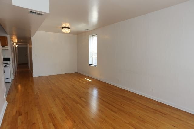 Building Photo - 1401 N Bosworth Ave