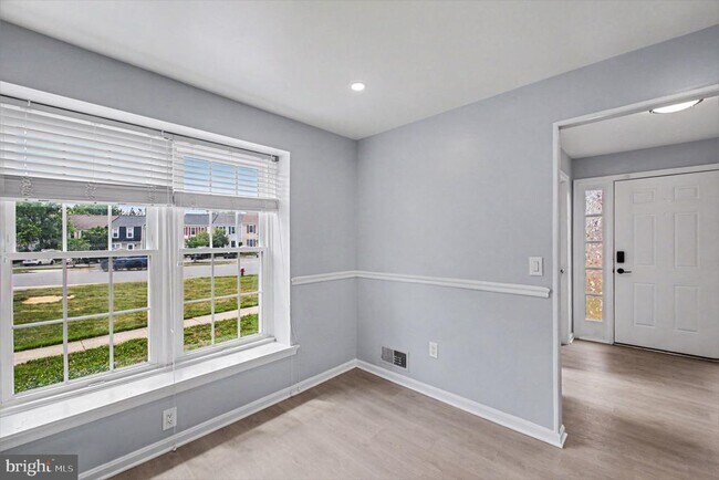 Foto del edificio - 7981 Northumberland Rd