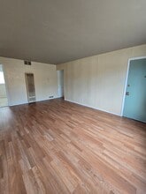 Building Photo - 1505 Altez St NE