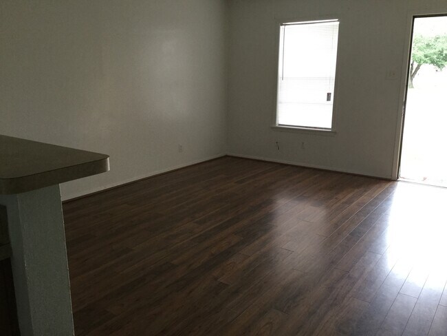 Building Photo - 3612EL