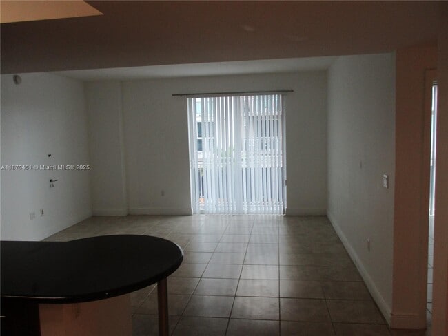 Foto del edificio - 7266 SW 88th St