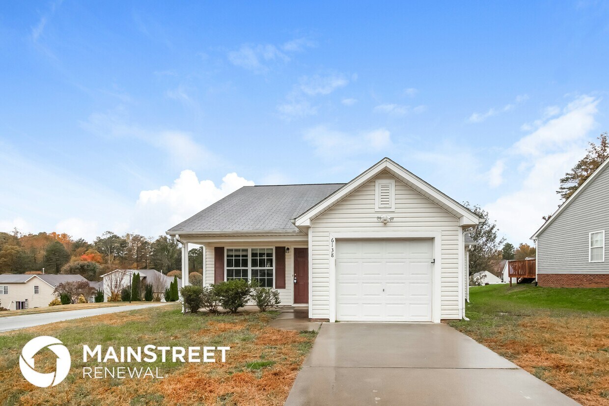 Foto principal - 6138 Sid Crane Dr