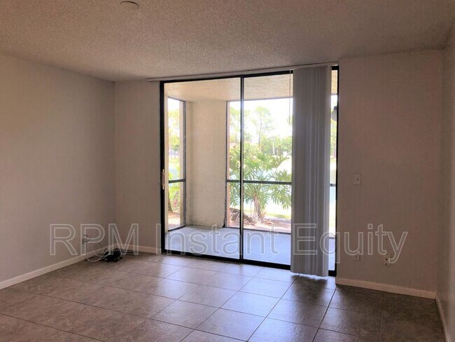 Foto del edificio - 13575 Eagle Ridge Dr
