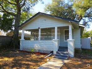 Building Photo - 1710 Thelma St
