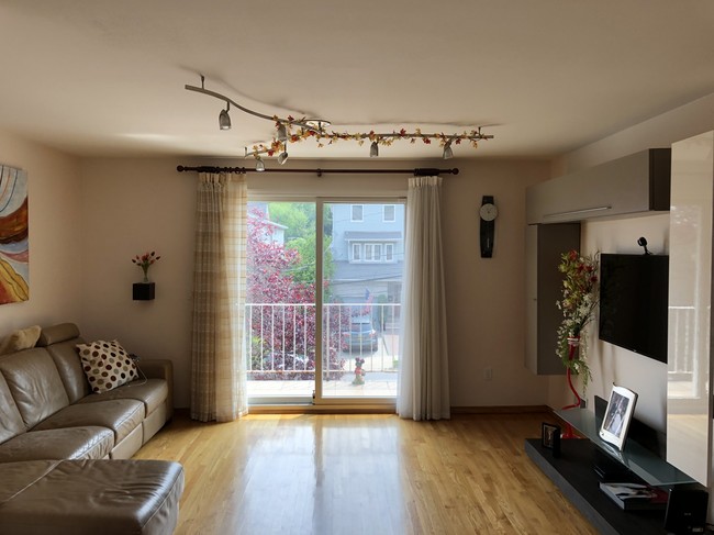 Foto del edificio - 472 Fanning St