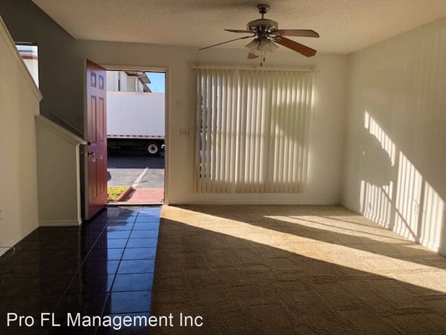 Building Photo - 2 br, 1.5 bath House - 1621 Long Ridge Crt