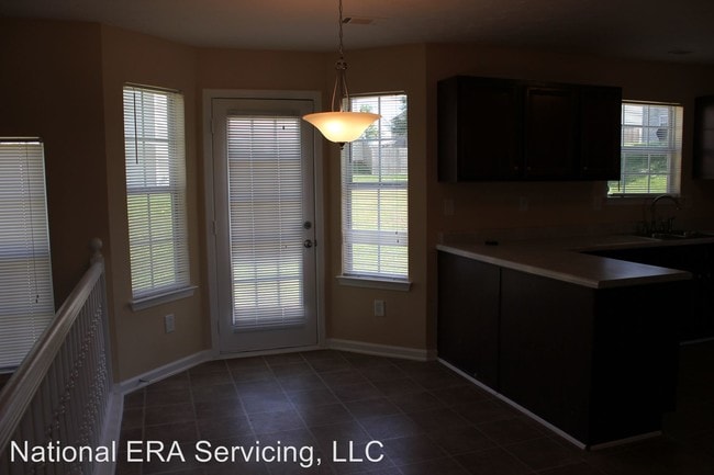Building Photo - 35 Keyton Dr