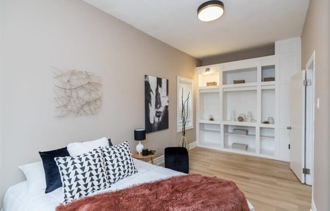 Photo du bâtiment - 913 Ashburn St