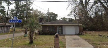 Building Photo - 2358 Fairchild St