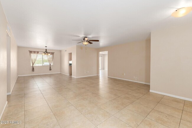 Foto del edificio - 4334 W Barbara Ave