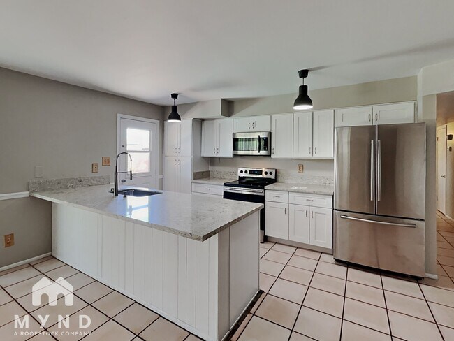 Foto del edificio - 537 E Laguna Dr