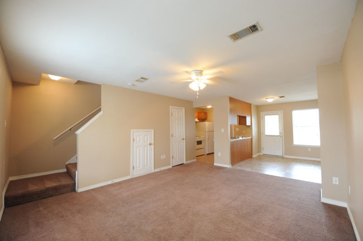 Primary Photo - 14855 Angela Drive