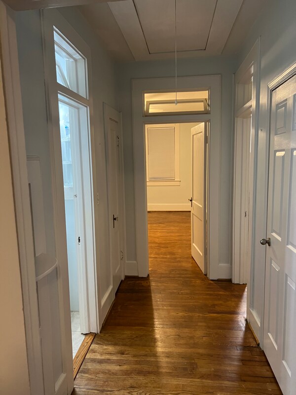 Foto del edificio - 1402 Victoria St