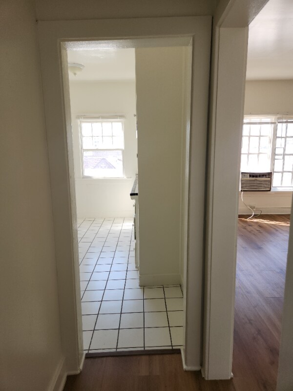 Foto del edificio - 1819 Ivar Ave