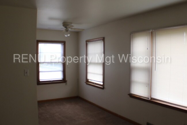 Building Photo - 7234 W Burleigh St