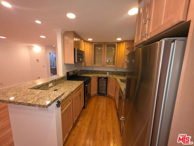 Foto del edificio - 309 Broadway St