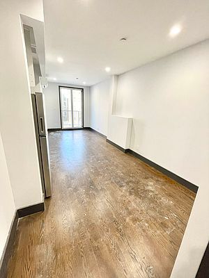 Foto del edificio - 2109 Regent Pl