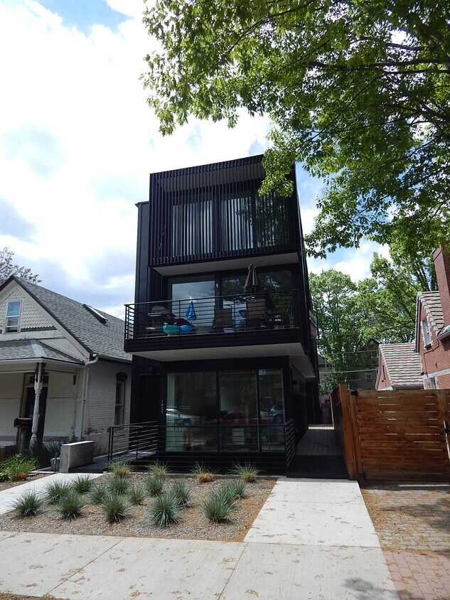 Exterior - Front - 1629 N Gilpin St