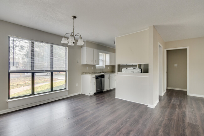 Building Photo - Pre-Listed Home!  COMING SOON
