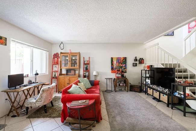 Living Room2 - 9595 Easter Way