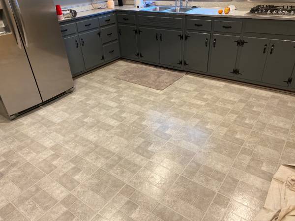 Kitchen - 240 Forest St