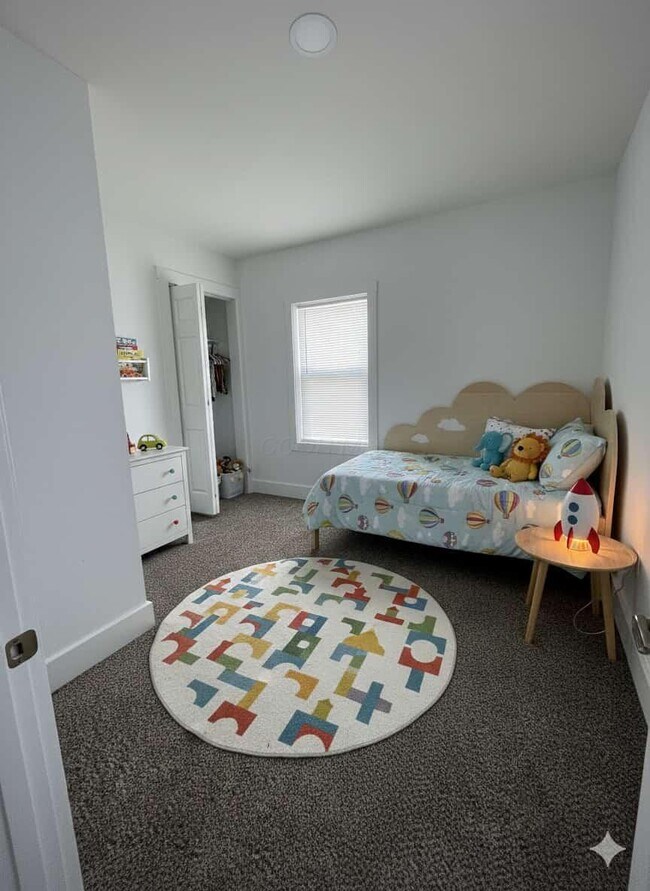 Foto del edificio - 2078 Sale Rd