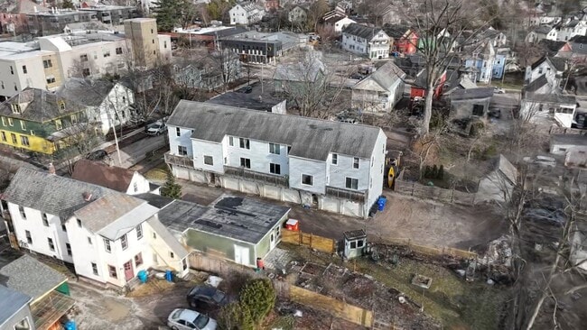  - 37 Decatur St